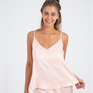NWT- ETTITUDE Sateen Cami Cloud pink‎ (light pink)
